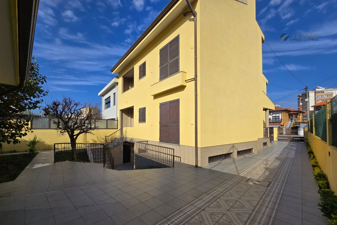 Moradia T5 para Venda em São Mamede de Infesta e Senhora da Hora Foto 6