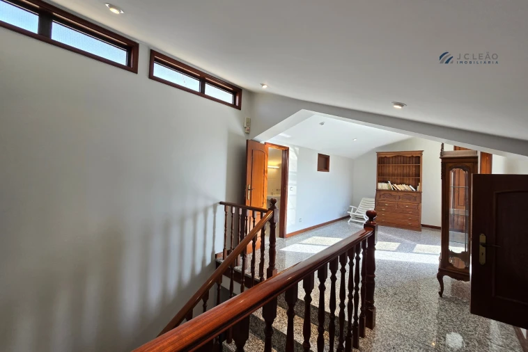 Moradia T5 para Venda em São Mamede de Infesta e Senhora da Hora Foto 36