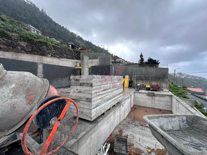 Moradia T3 para Venda em Arco da Calheta Foto 20