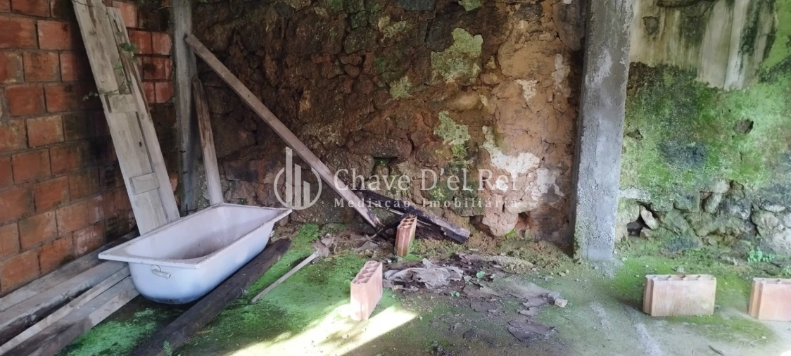 Moradia T1 para Venda em São Cipriano e Vil de Souto Foto 6