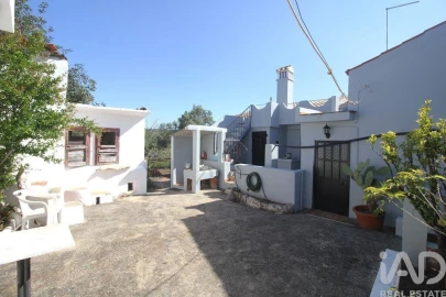Moradia T4 para Venda em Querença, Tôr e Benafim