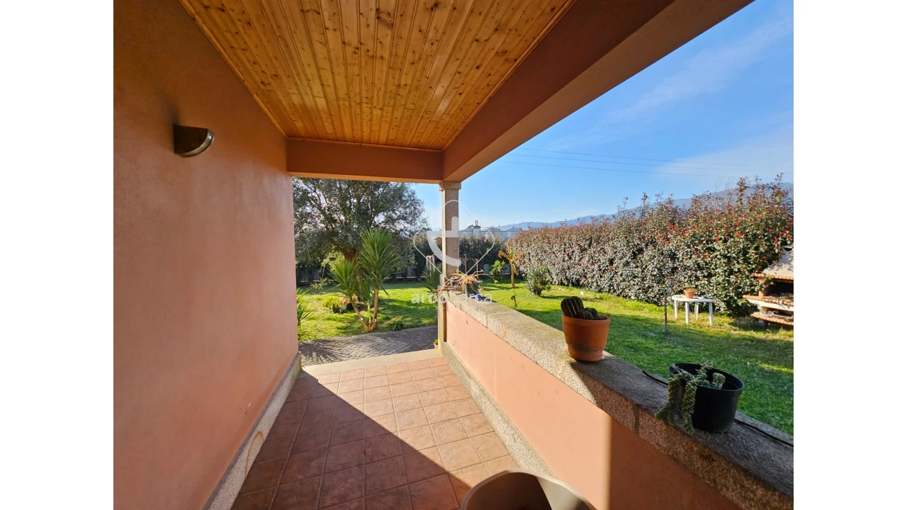 Moradia T3 para Venda em Gemieira Foto 27