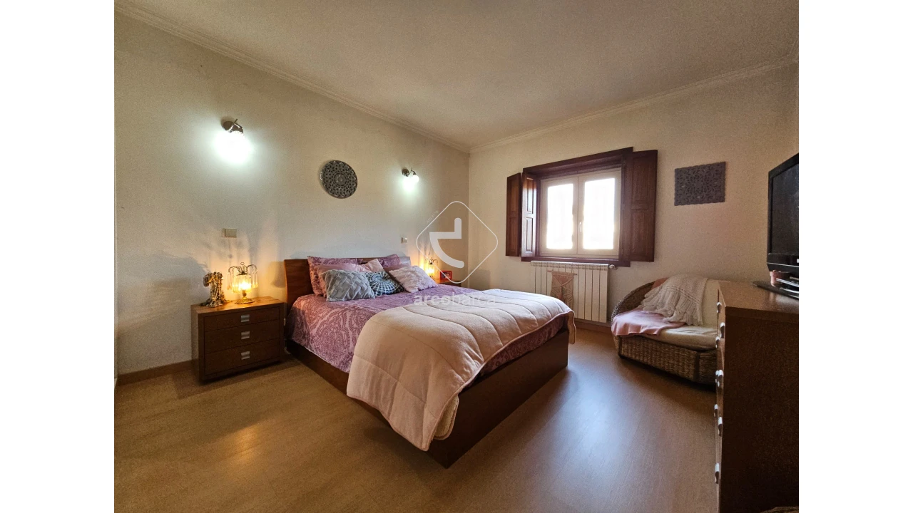 Moradia T3 para Venda em Gemieira Foto 16