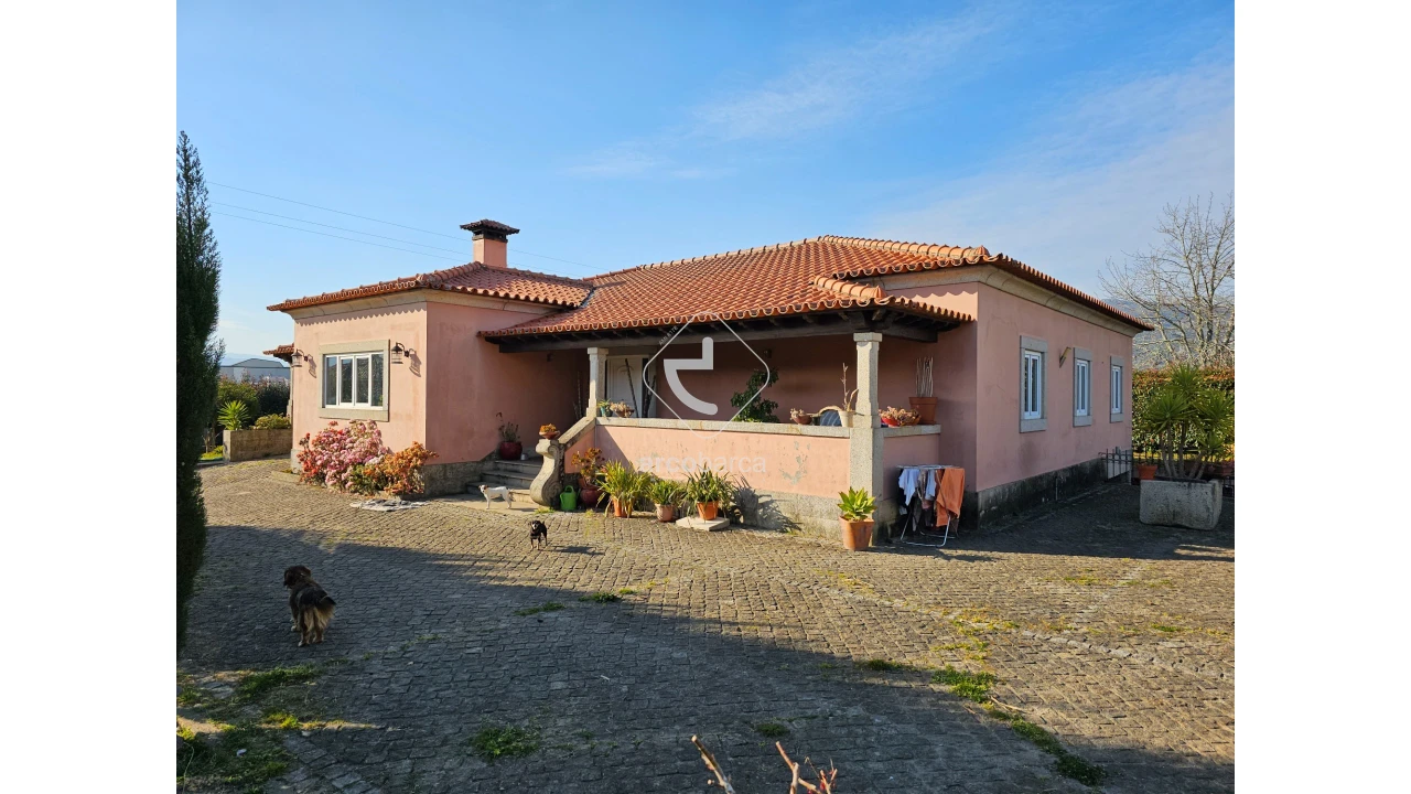 Moradia T3 para Venda em Gemieira Foto 29