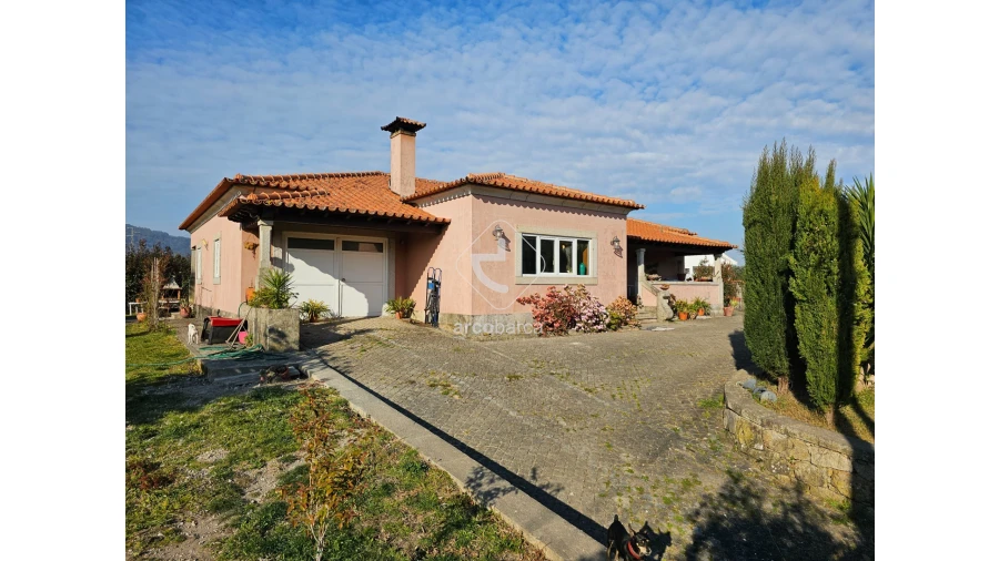 Moradia T3 para Venda em Gemieira Foto 34