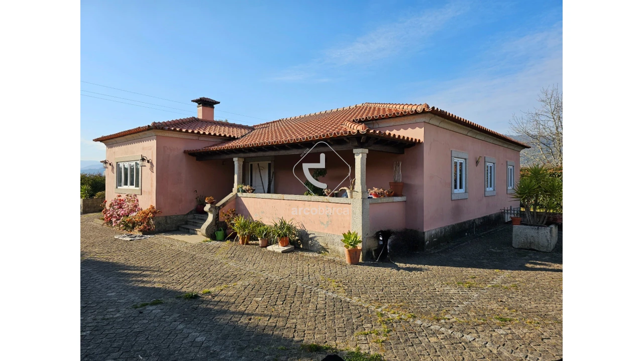 Moradia T3 para Venda em Gemieira Foto 31