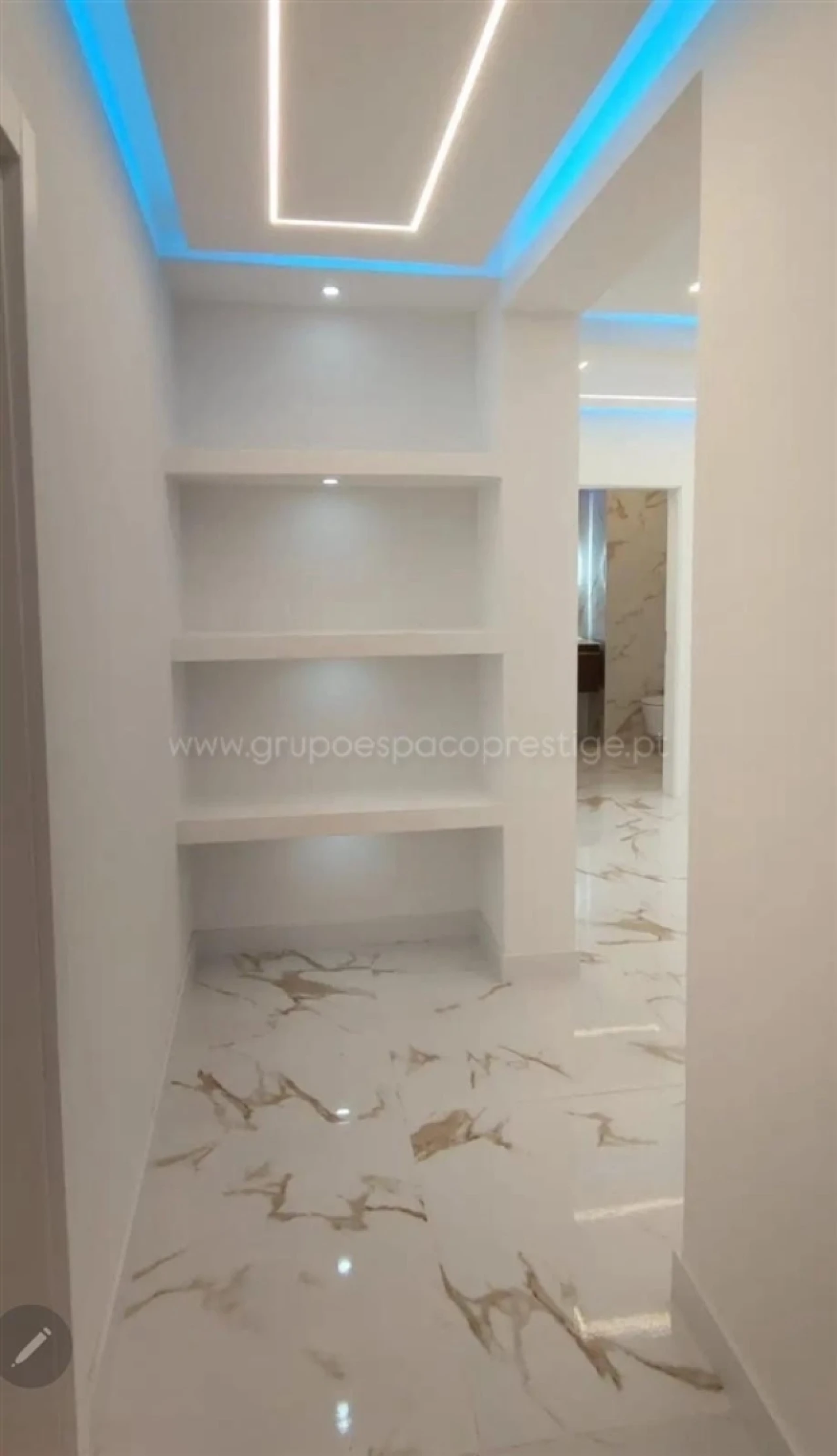 Apartamento T2 para Venda em Quarteira Foto 8
