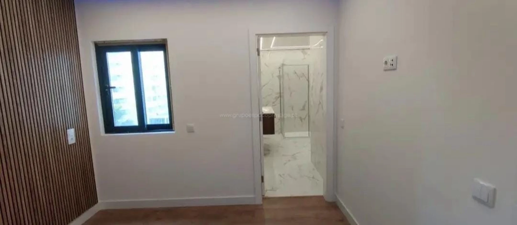 Apartamento T2 para Venda em Quarteira Foto 6