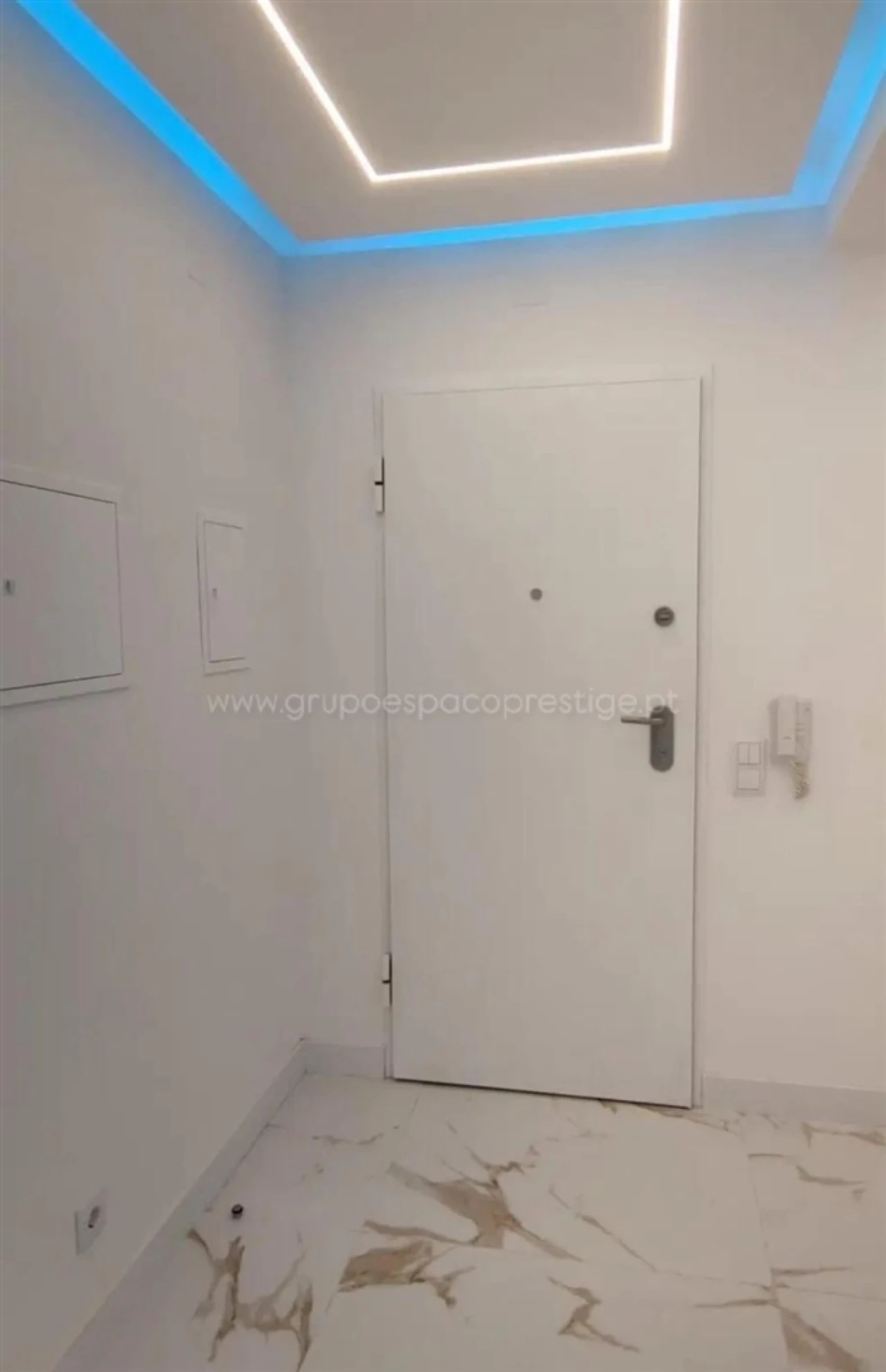 Apartamento T2 para Venda em Quarteira Foto 2