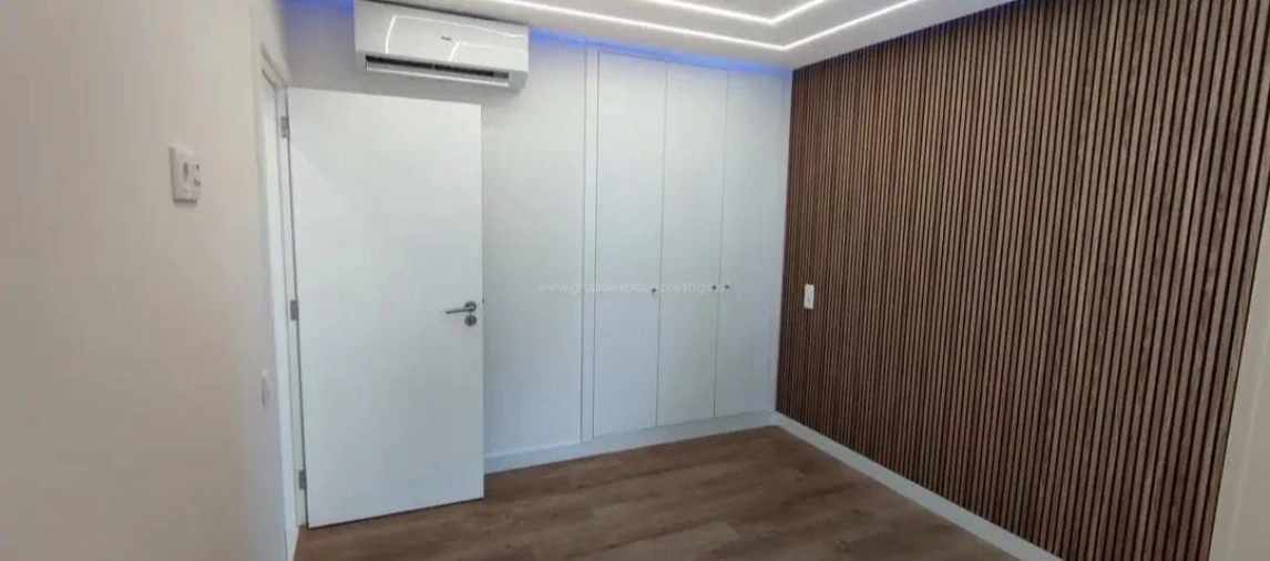 Apartamento T2 para Venda em Quarteira Foto 4