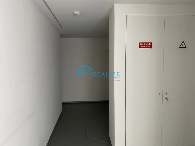 Loja para Arrendamento em Nossa Senhora da Conceição, São Pedro e São Dinis Foto 22