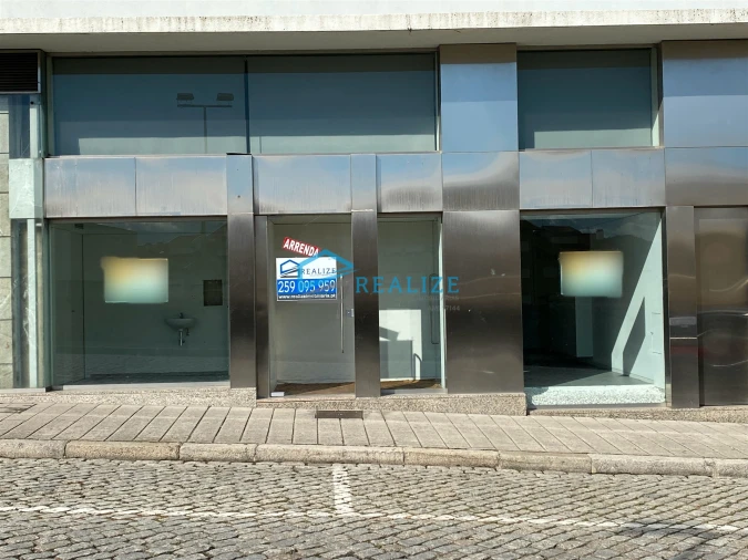 Loja para Arrendamento em Nossa Senhora da Conceição, São Pedro e São Dinis Foto 3