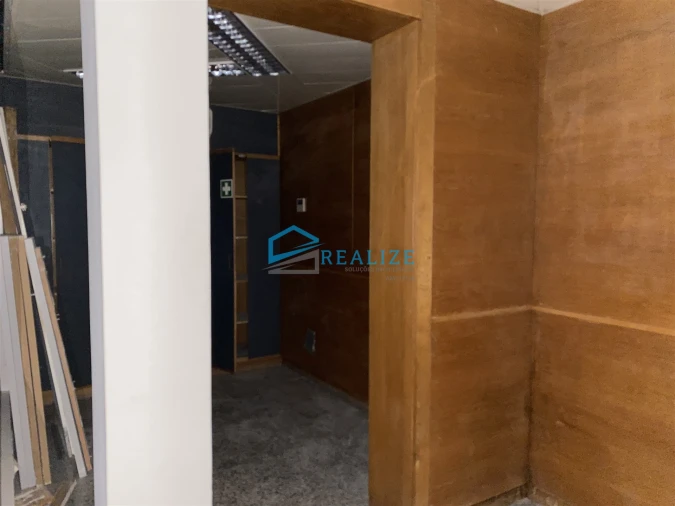 Loja para Arrendamento em Nossa Senhora da Conceição, São Pedro e São Dinis Foto 27