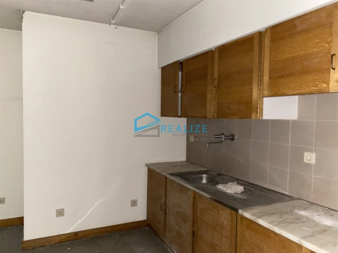 Loja para Arrendamento em Nossa Senhora da Conceição, São Pedro e São Dinis Foto 37