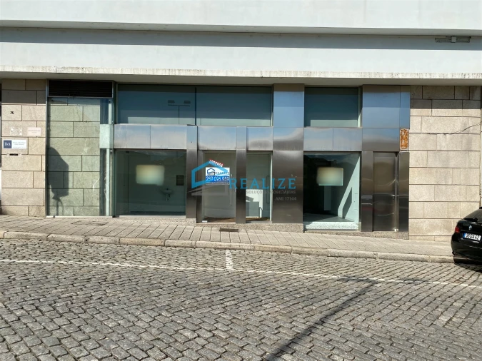 Loja para Arrendamento em Nossa Senhora da Conceição, São Pedro e São Dinis Foto 2