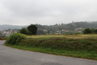 Terreno para Venda em Lustosa e Barrosas (Santo Estêvão)