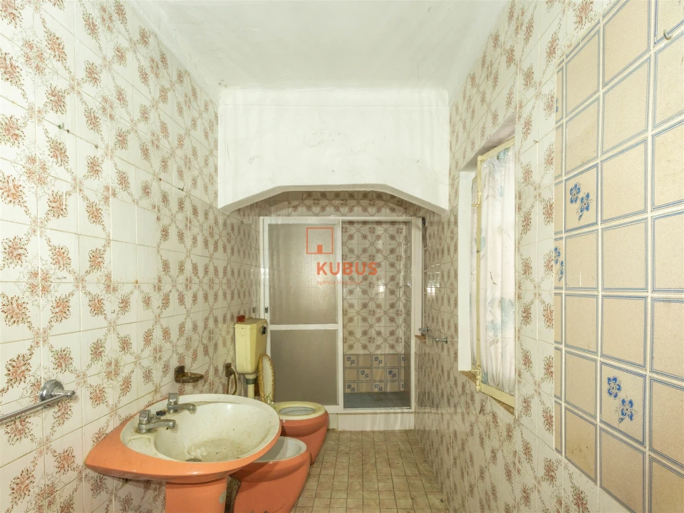 Moradia T2 para Venda em Torres Novas (Santa Maria, Salvador e Santiago) Foto 8