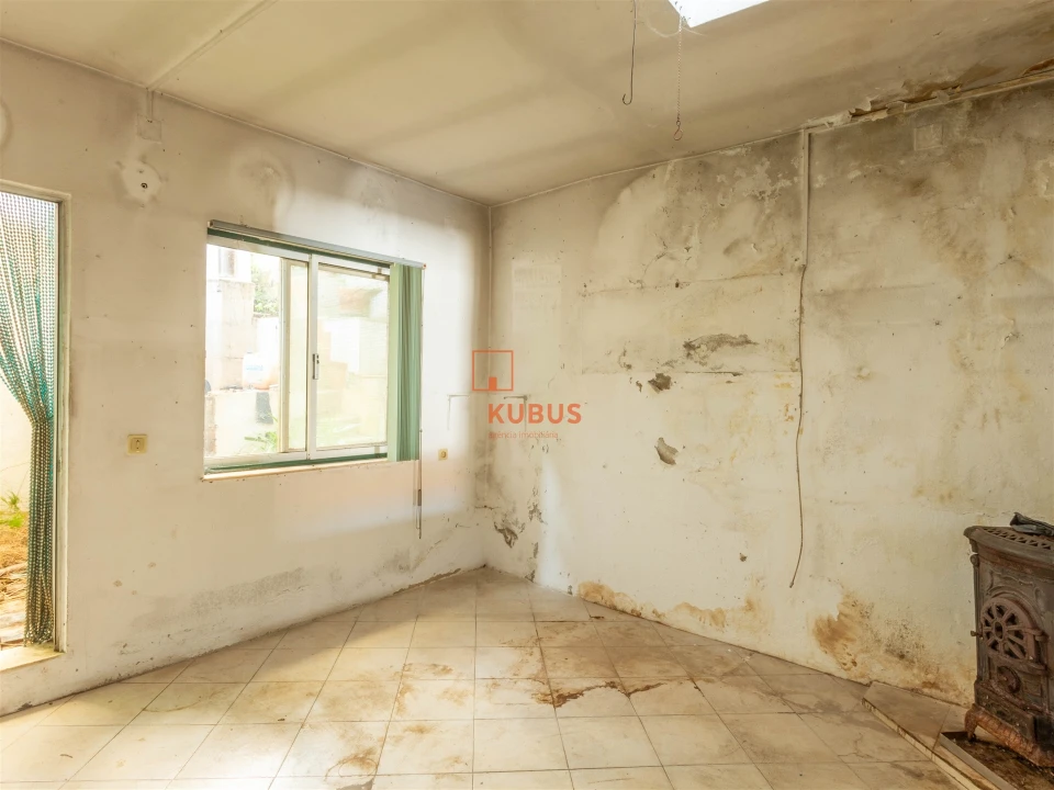 Moradia T2 para Venda em Torres Novas (Santa Maria, Salvador e Santiago) Foto 4