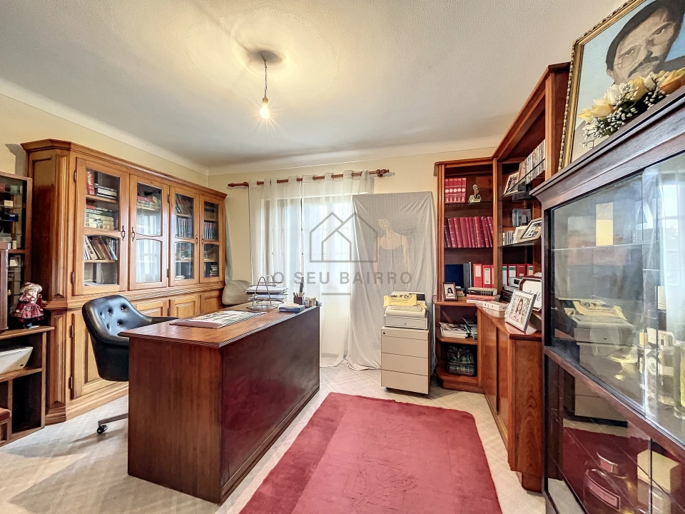 Quinta T6 para Venda em Santa Maria, São Pedro e Sobral da Lagoa Foto 7