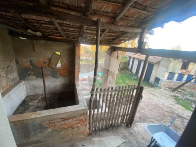 Moradia T2 para Venda em Macinhata do Vouga Foto 5