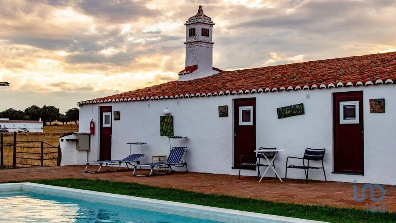 Moradia T12 para Venda em Terrugem e Vila Boim Foto 2