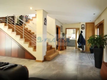 Moradia T4 para Venda em Ermesinde