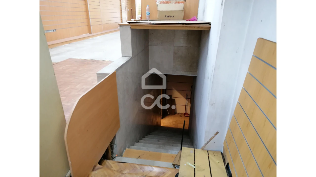 Negócio para Arrendamento em Cedofeita, Santo Ildefonso, Sé, Miragaia, São Nicolau e Vitória Foto 3