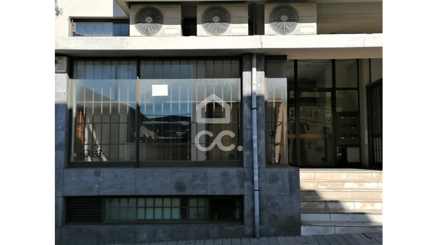 Negócio para Arrendamento em Ramalde Foto 1