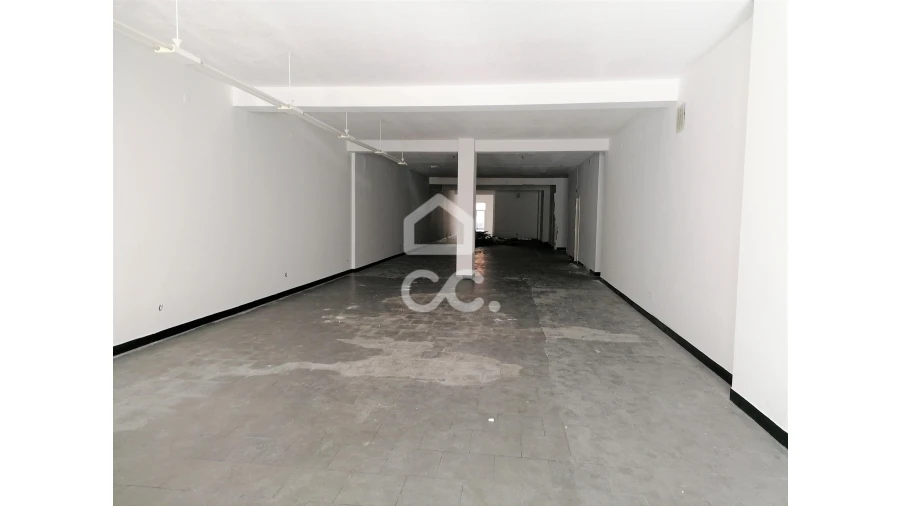 Negócio para Arrendamento em Ramalde Foto 3