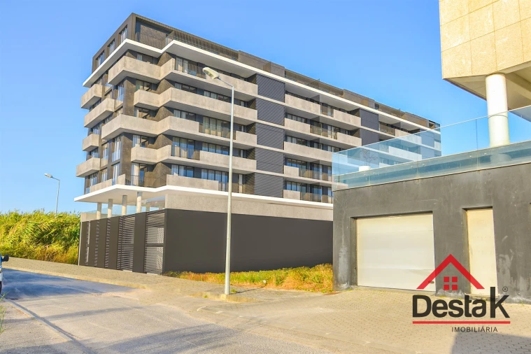 Apartamento T2 para Venda em Glória e Vera Cruz Foto 25