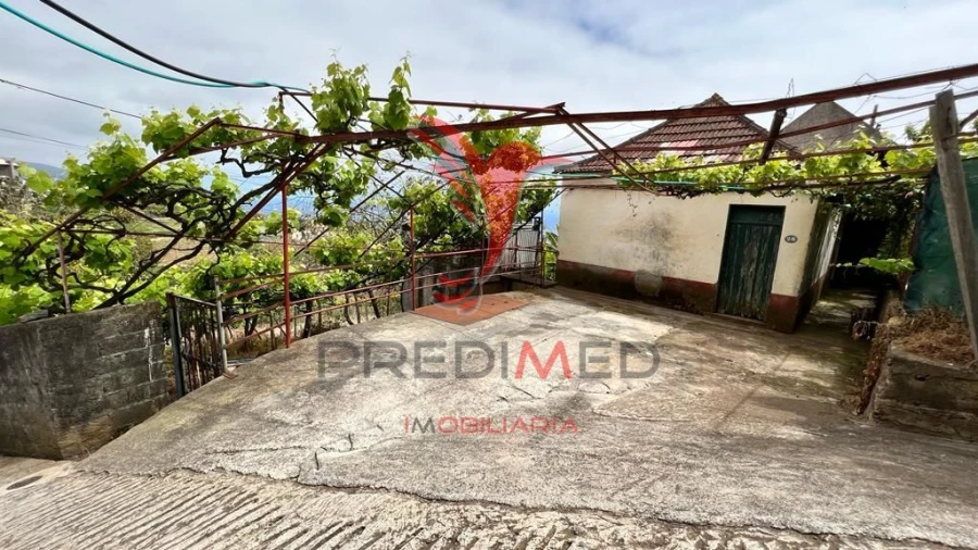 Terreno para Venda em Canhas Foto 3