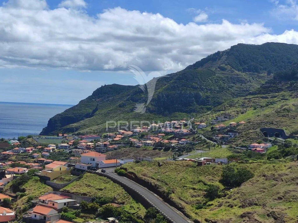 Terreno para Venda em Caniçal Foto 7