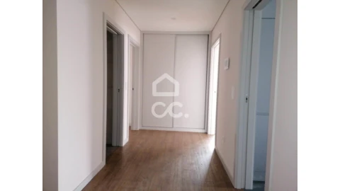 Apartamento T2 para Venda em Cedofeita, Santo Ildefonso, Sé, Miragaia, São Nicolau e Vitória