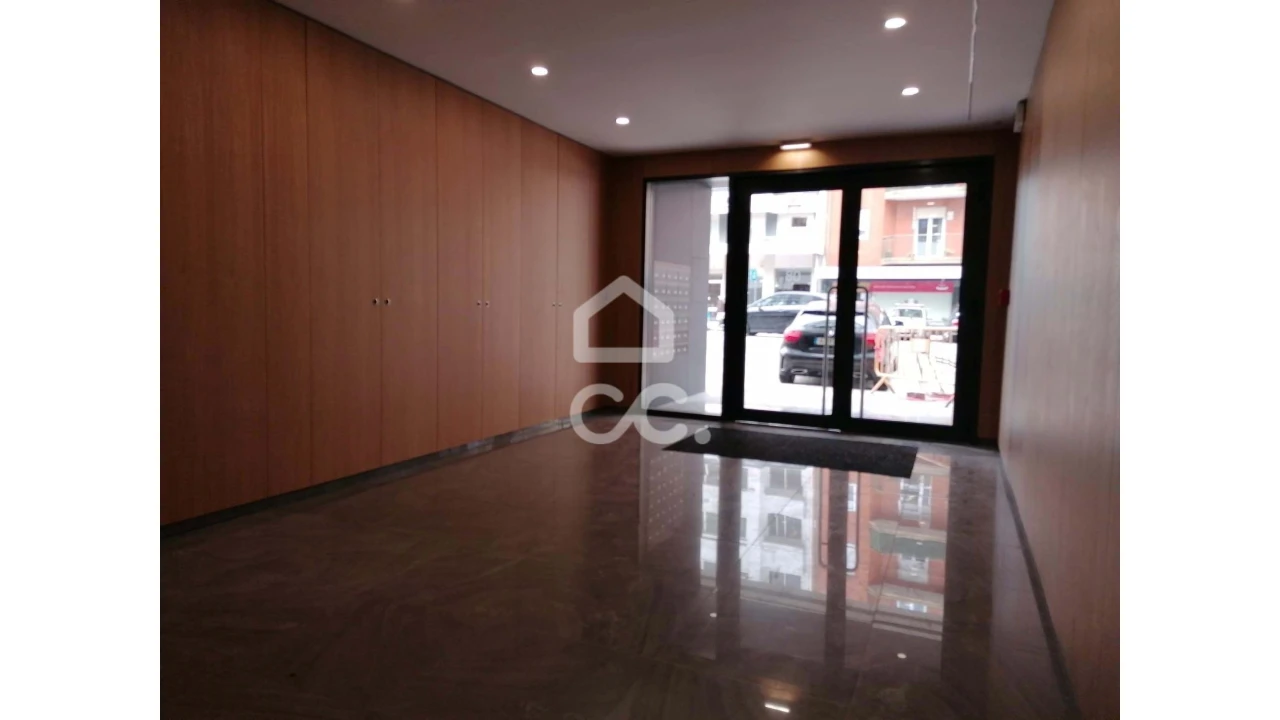 Apartamento T2 para Venda em Cedofeita, Santo Ildefonso, Sé, Miragaia, São Nicolau e Vitória Foto 3