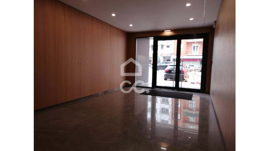 Apartamento T2 para Venda em Cedofeita, Santo Ildefonso, Sé, Miragaia, São Nicolau e Vitória Foto 3