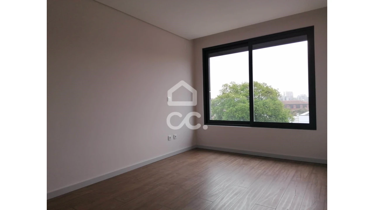 Apartamento T2 para Venda em Cedofeita, Santo Ildefonso, Sé, Miragaia, São Nicolau e Vitória Foto 10