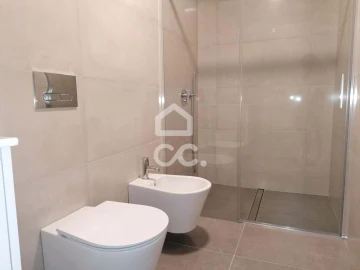 Apartamento T2 para Venda em Cedofeita, Santo Ildefonso, Sé, Miragaia, São Nicolau e Vitória