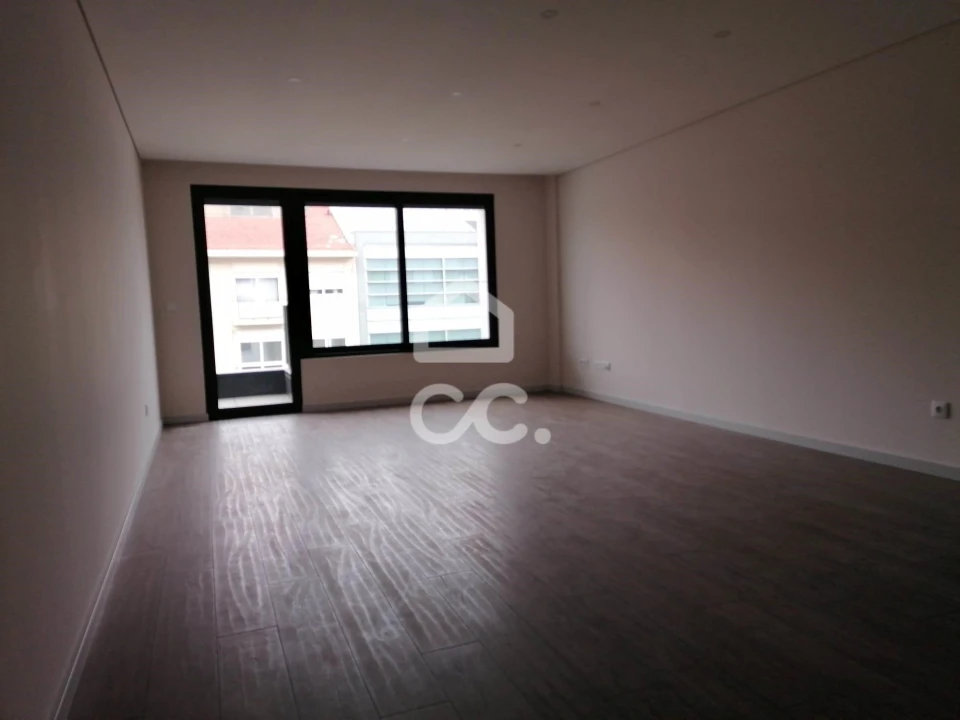 Apartamento T2 para Venda em Cedofeita, Santo Ildefonso, Sé, Miragaia, São Nicolau e Vitória Foto 12