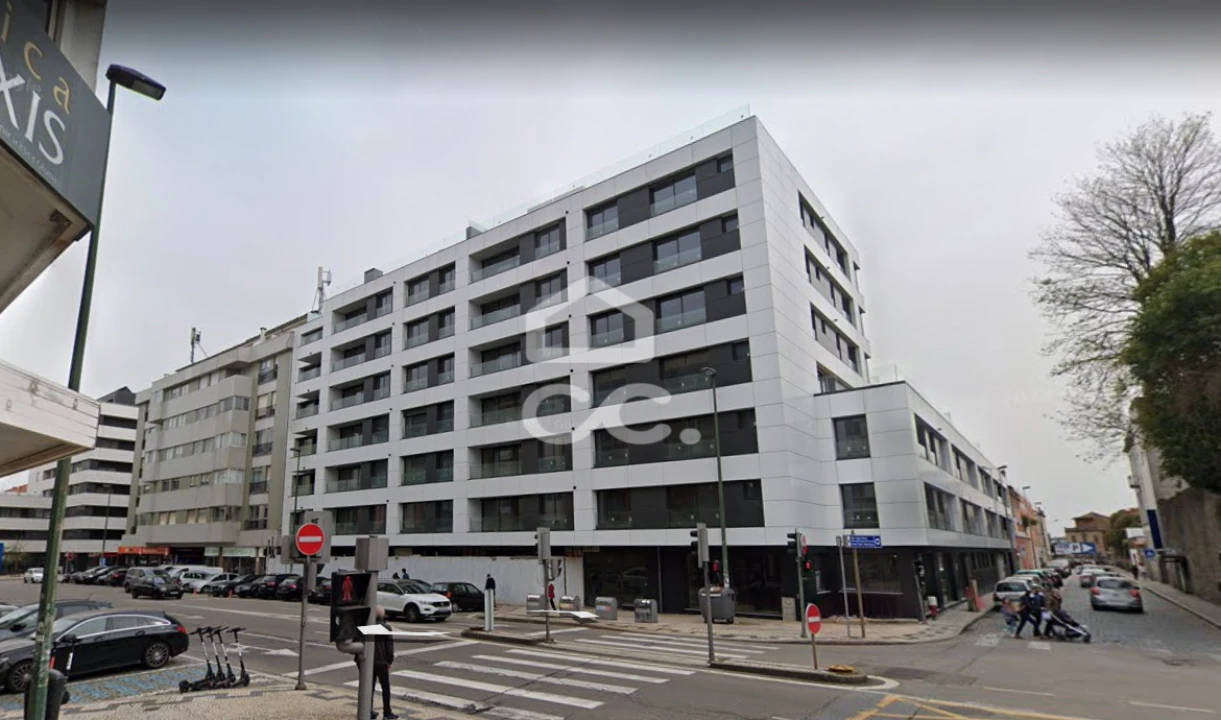 Apartamento T2 para Venda em Cedofeita, Santo Ildefonso, Sé, Miragaia, São Nicolau e Vitória Foto 1