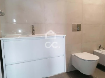 Apartamento T3 para Venda em Cedofeita, Santo Ildefonso, Sé, Miragaia, São Nicolau e Vitória