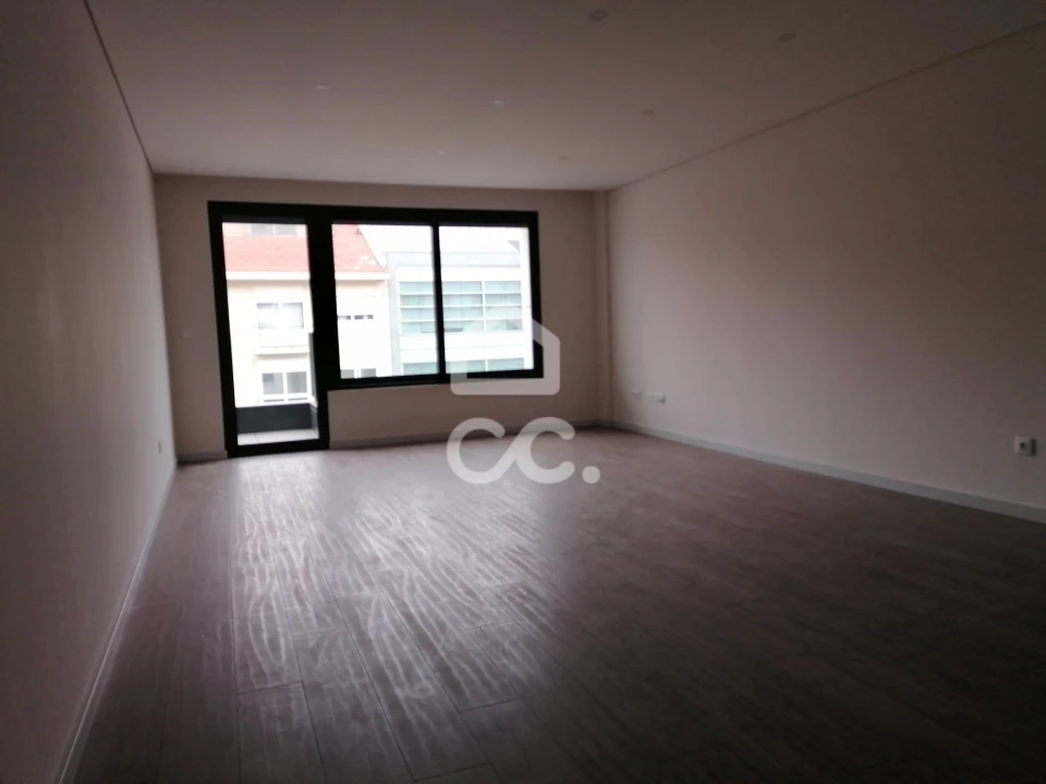 Apartamento T3 para Venda em Cedofeita, Santo Ildefonso, Sé, Miragaia, São Nicolau e Vitória Foto 12