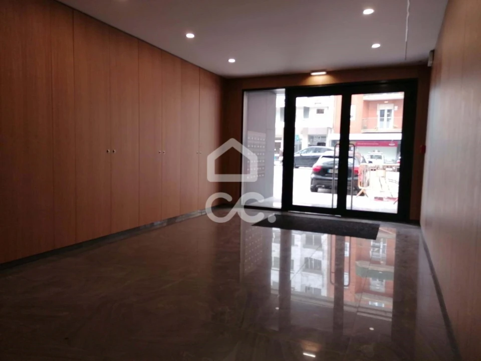 Apartamento T3 para Venda em Cedofeita, Santo Ildefonso, Sé, Miragaia, São Nicolau e Vitória Foto 3