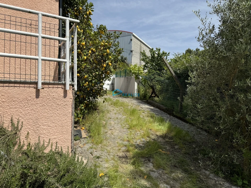 Moradia T6 para Venda em Adoufe e Vilarinho de Samardã Foto 8