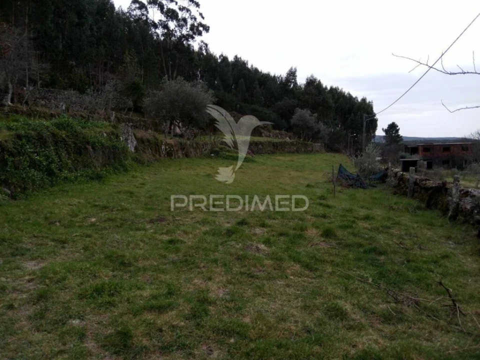 Moradia T4 para Venda em São João do Monte e Mosteirinho Foto 19