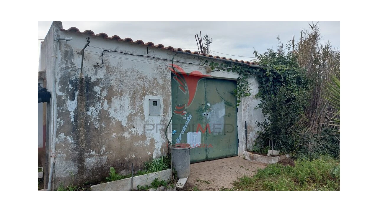 Armazém para Venda em Bensafrim e Barão de São João Foto 3
