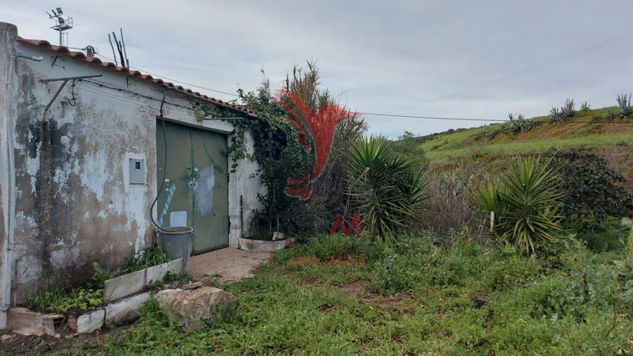 Armazém para Venda em Bensafrim e Barão de São João Foto 2