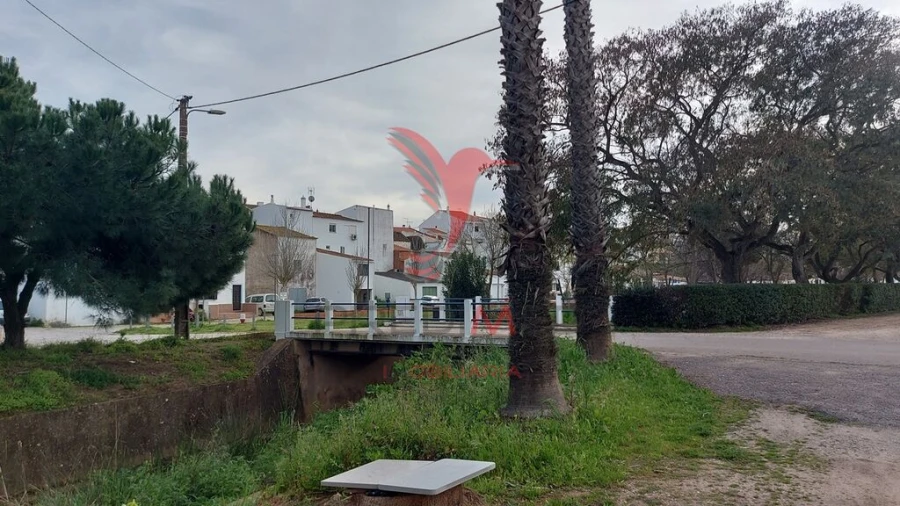 Armazém para Venda em Bensafrim e Barão de São João Foto 14