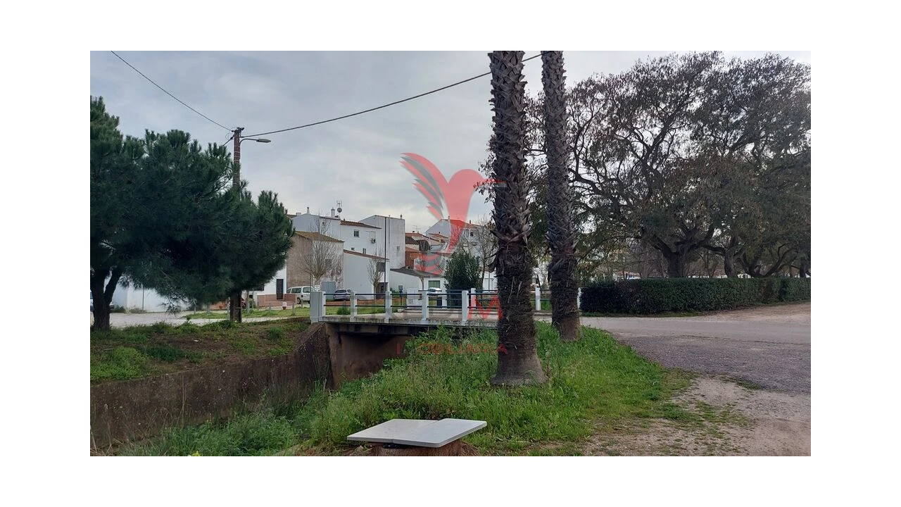 Armazém para Venda em Bensafrim e Barão de São João Foto 14