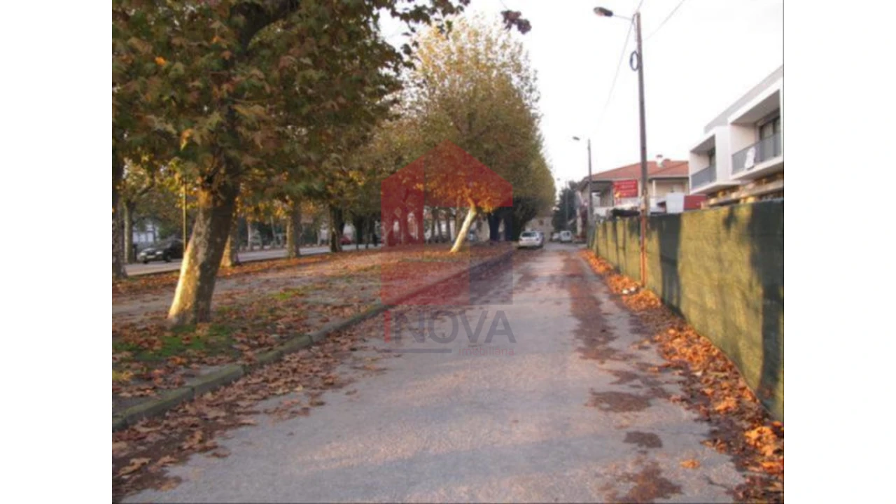 Loja para Venda em Soutelo Foto 3