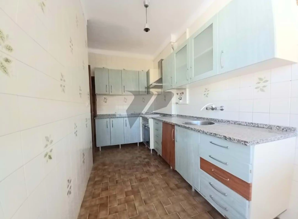 Apartamento T3 para Venda em Amora Foto 1